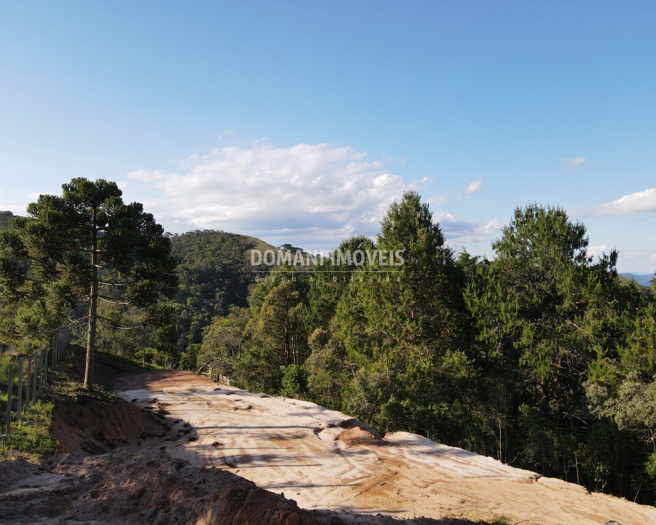 Terreno à venda, 1010m² - Foto 1