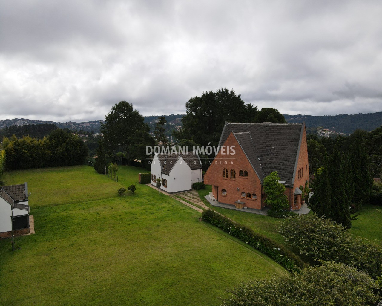 Casa à venda e aluguel com 4 quartos - Foto 47