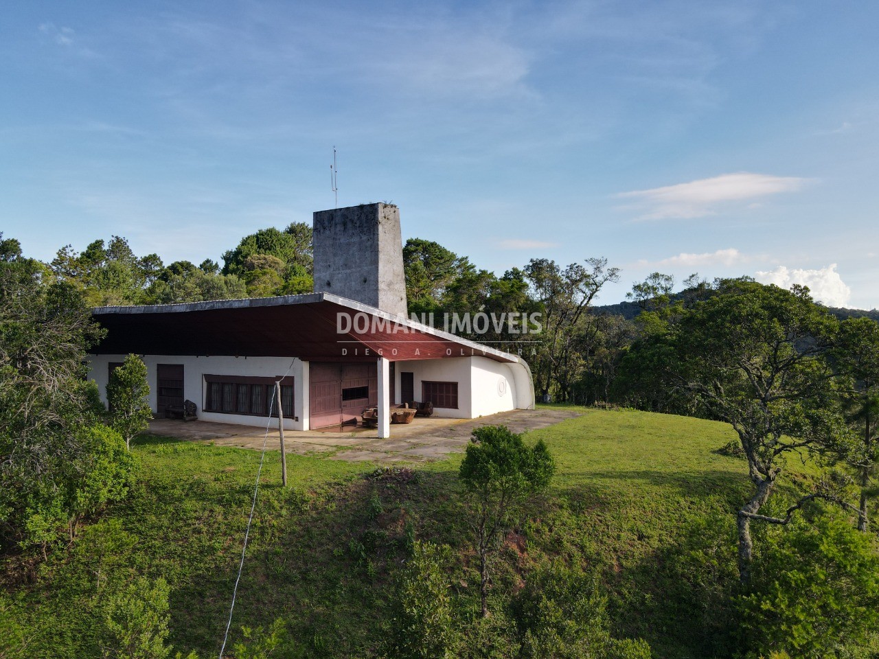 Casa à venda com 4 quartos - Foto 1