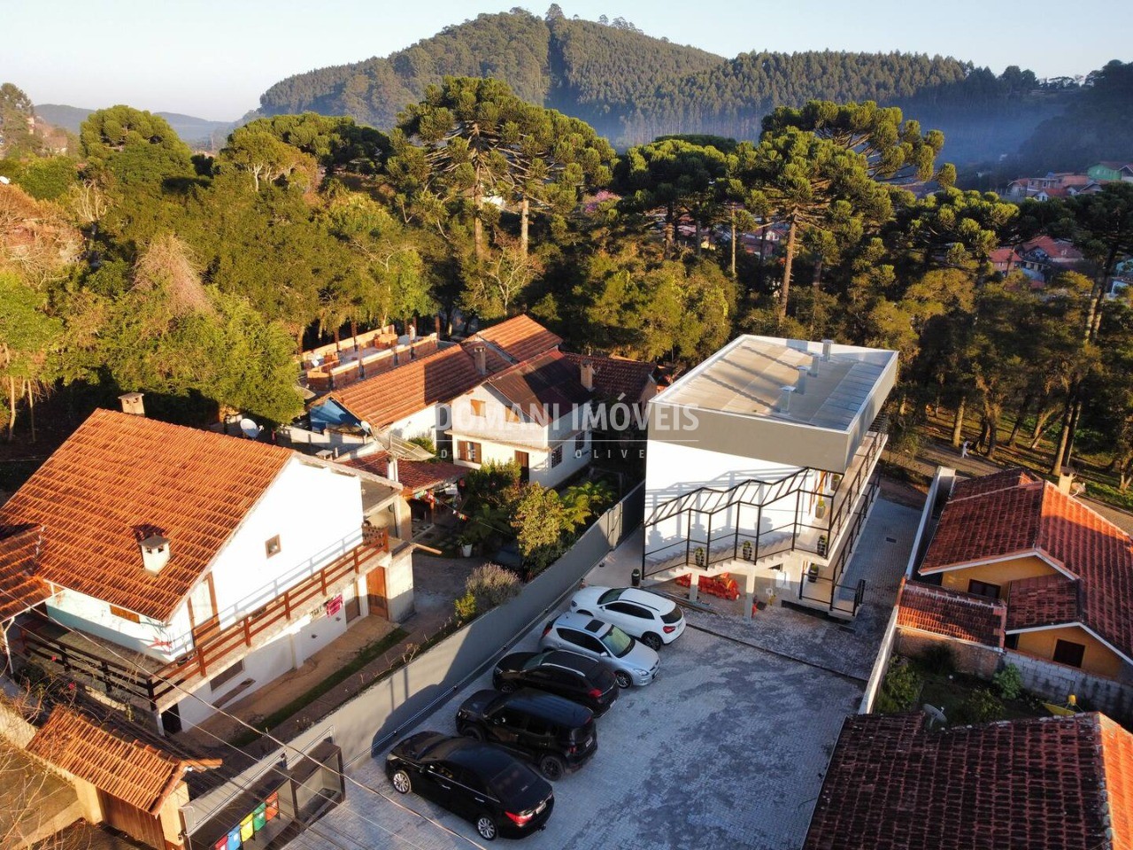 Pousada-Chalé, 8 quartos - Foto 1