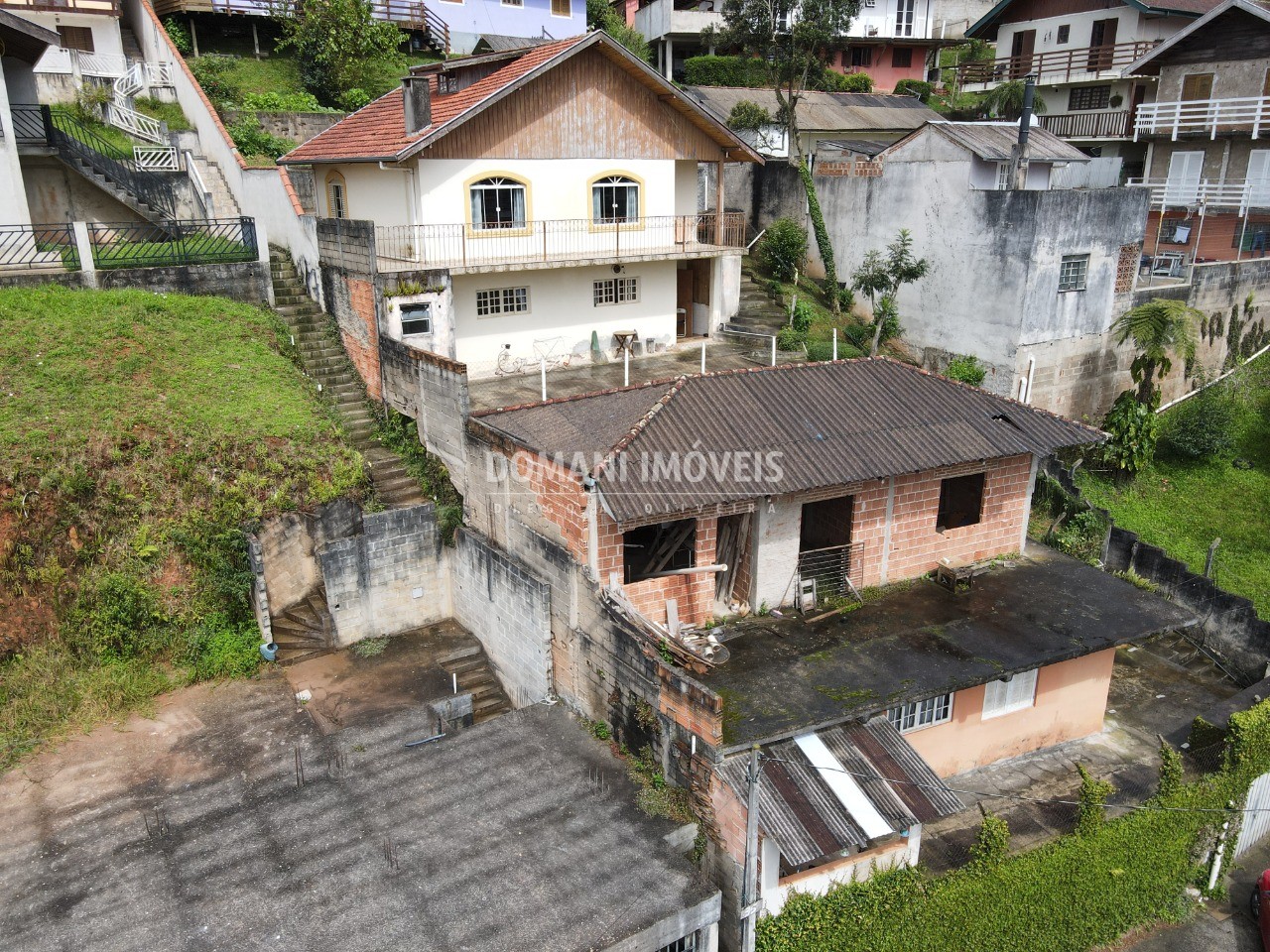 Casa à venda com 4 quartos - Foto 1