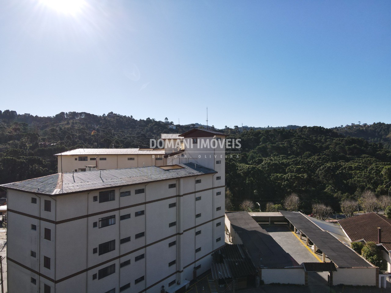 Apartamento à venda com 3 quartos, 131m² - Foto 6