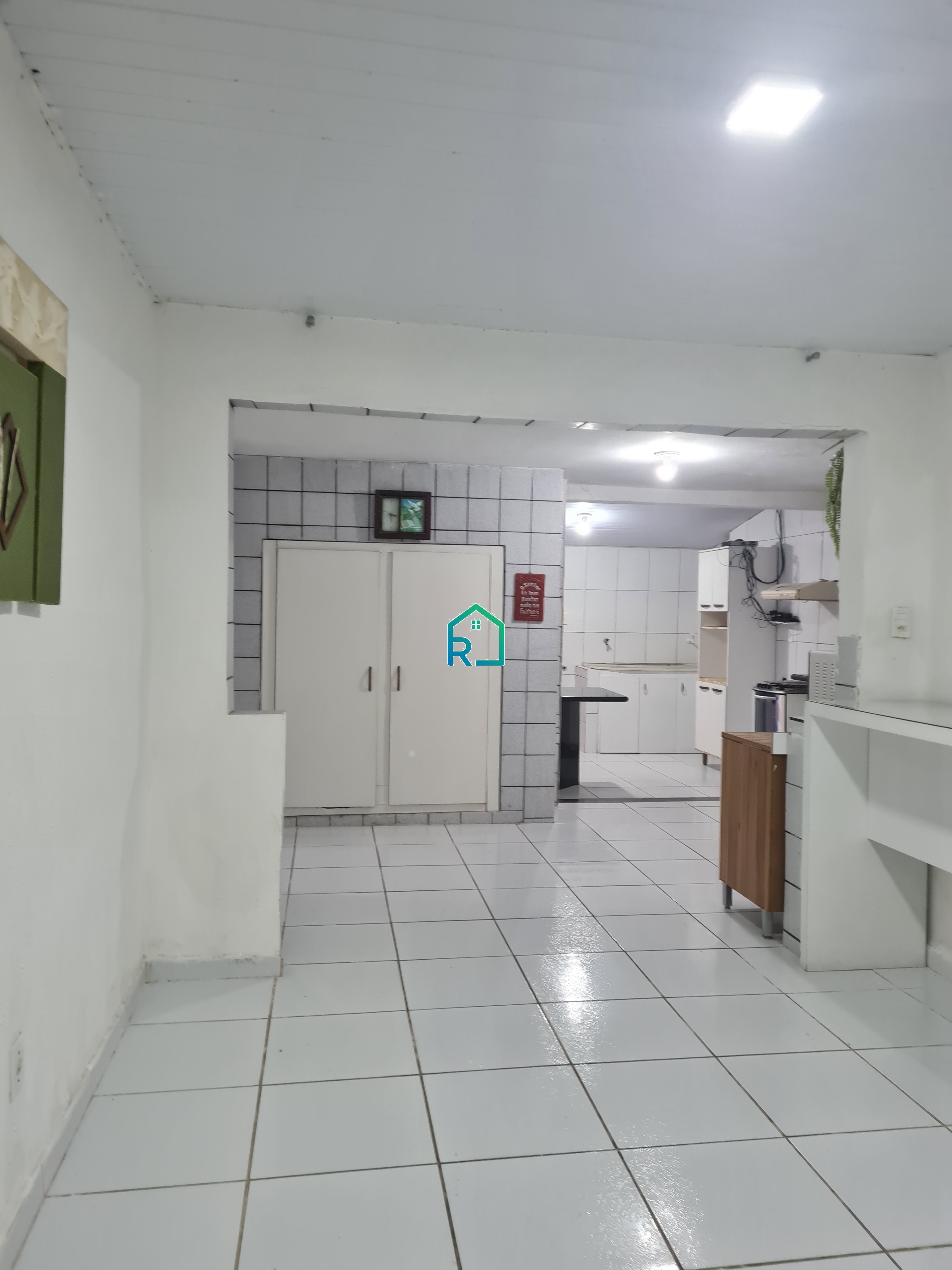 Casa para alugar com 3 quartos, 150m² - Foto 11