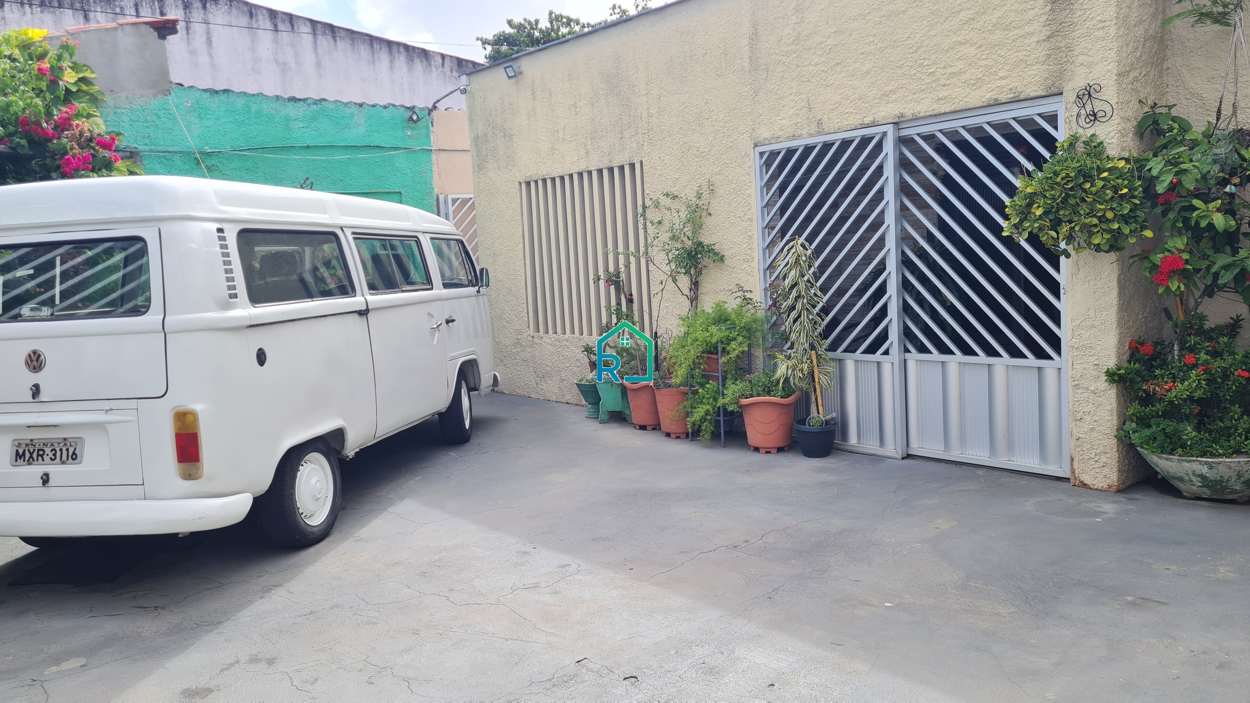 Casa à venda com 4 quartos, 200m² - Foto 6