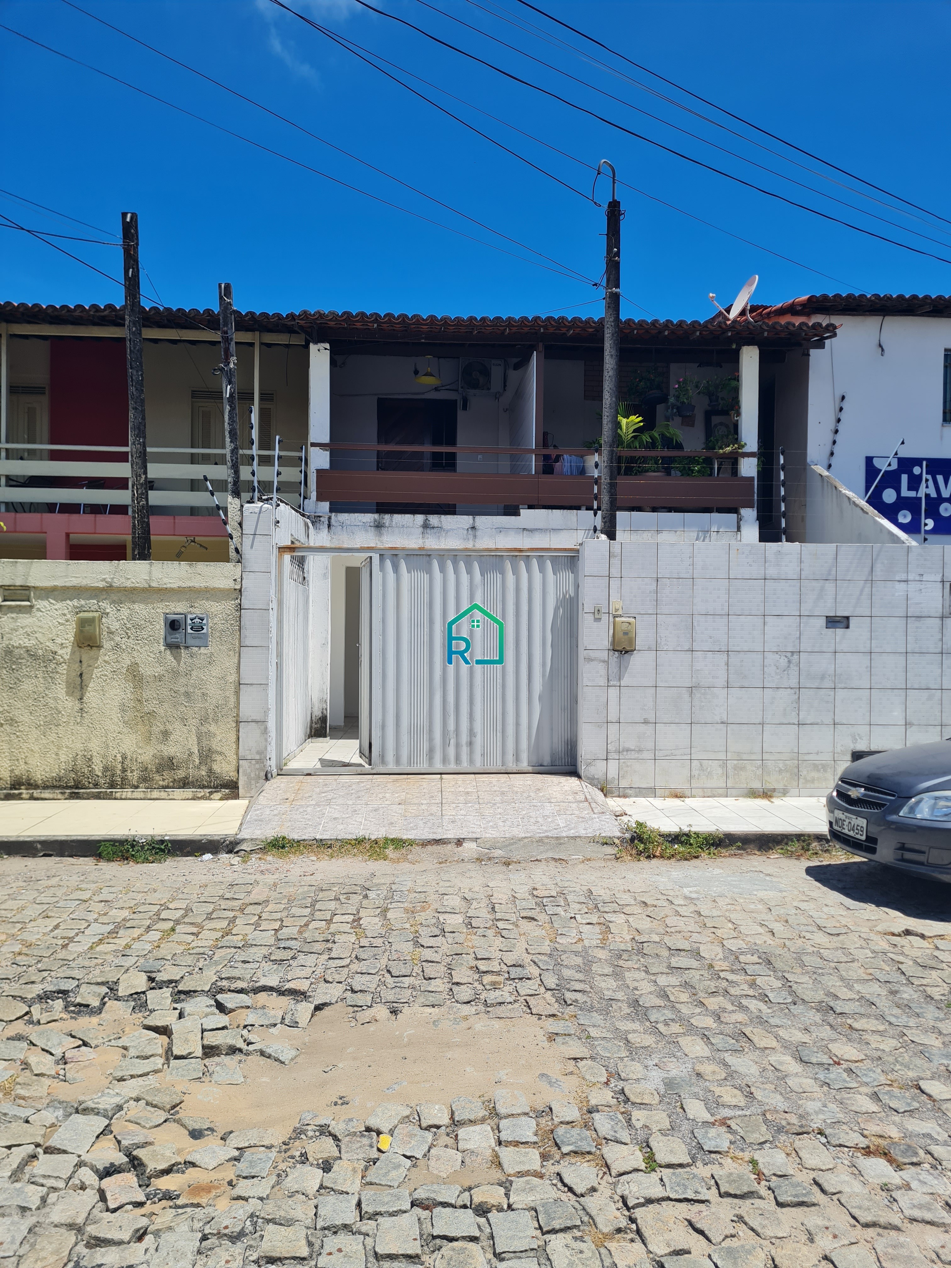 Casa para alugar com 3 quartos, 150m² - Foto 1