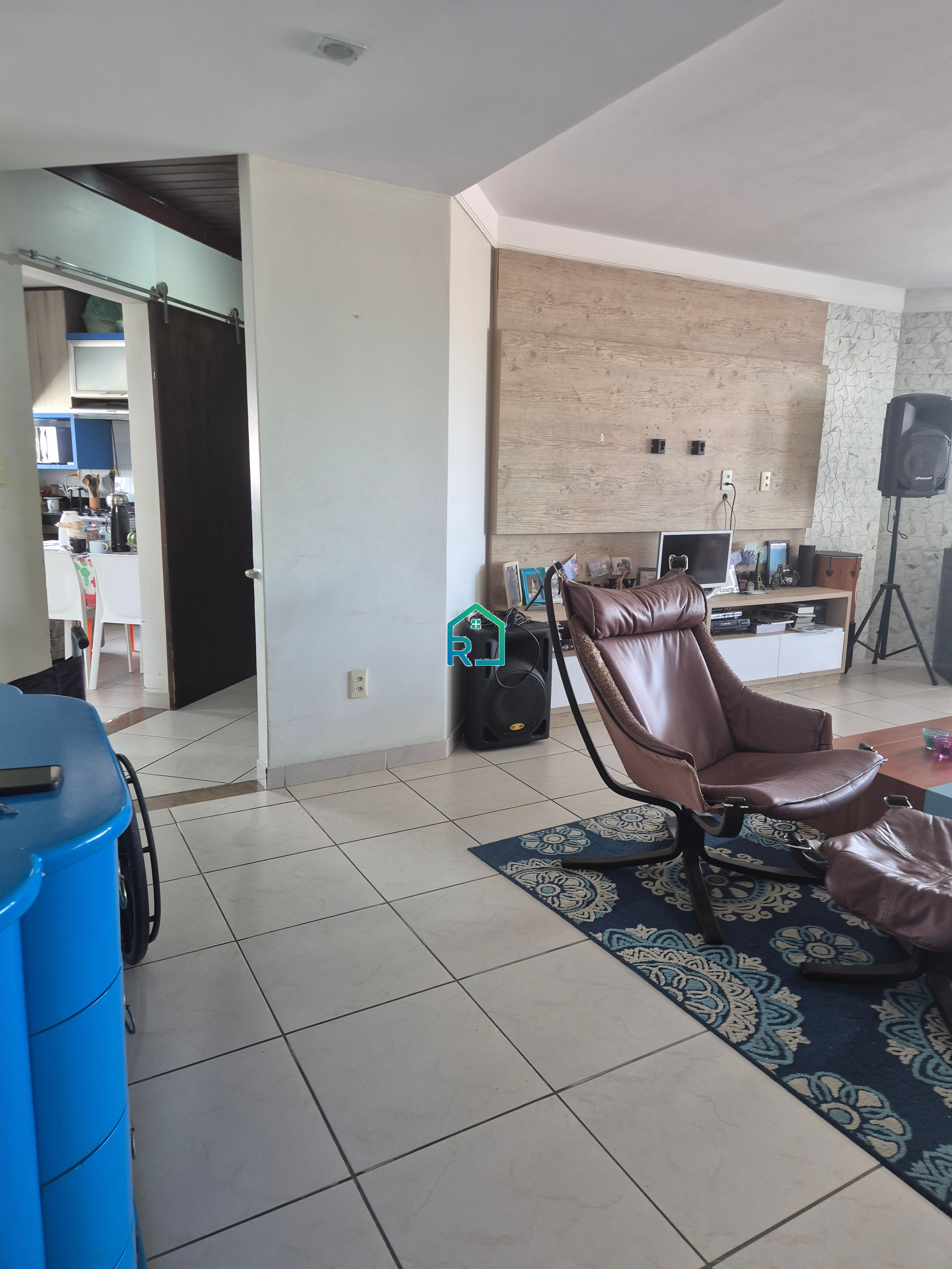 Apartamento, 4 quartos, 203 m² - Foto 2