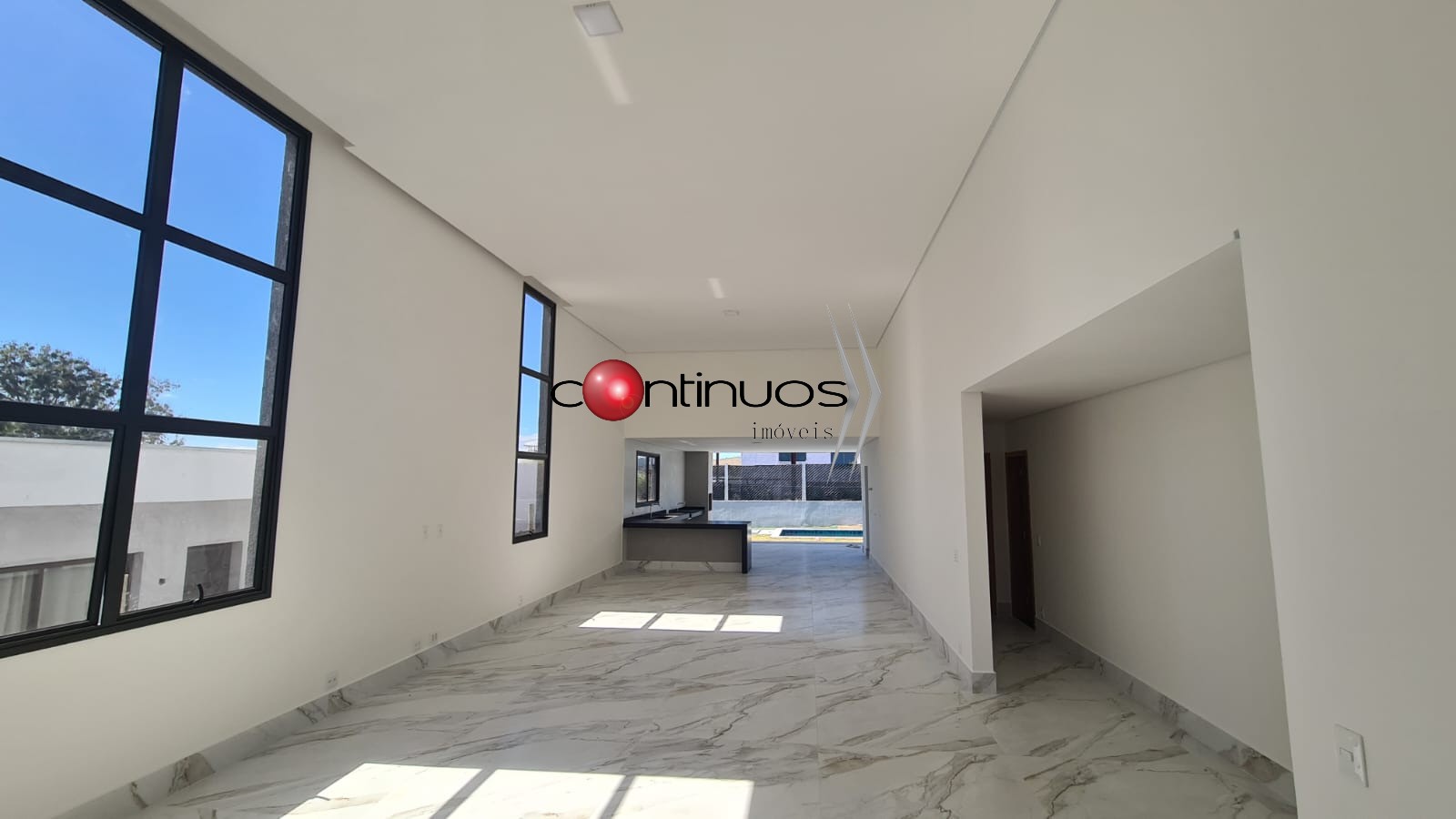 Casa, 4 quartos, 247 m² - Foto 3