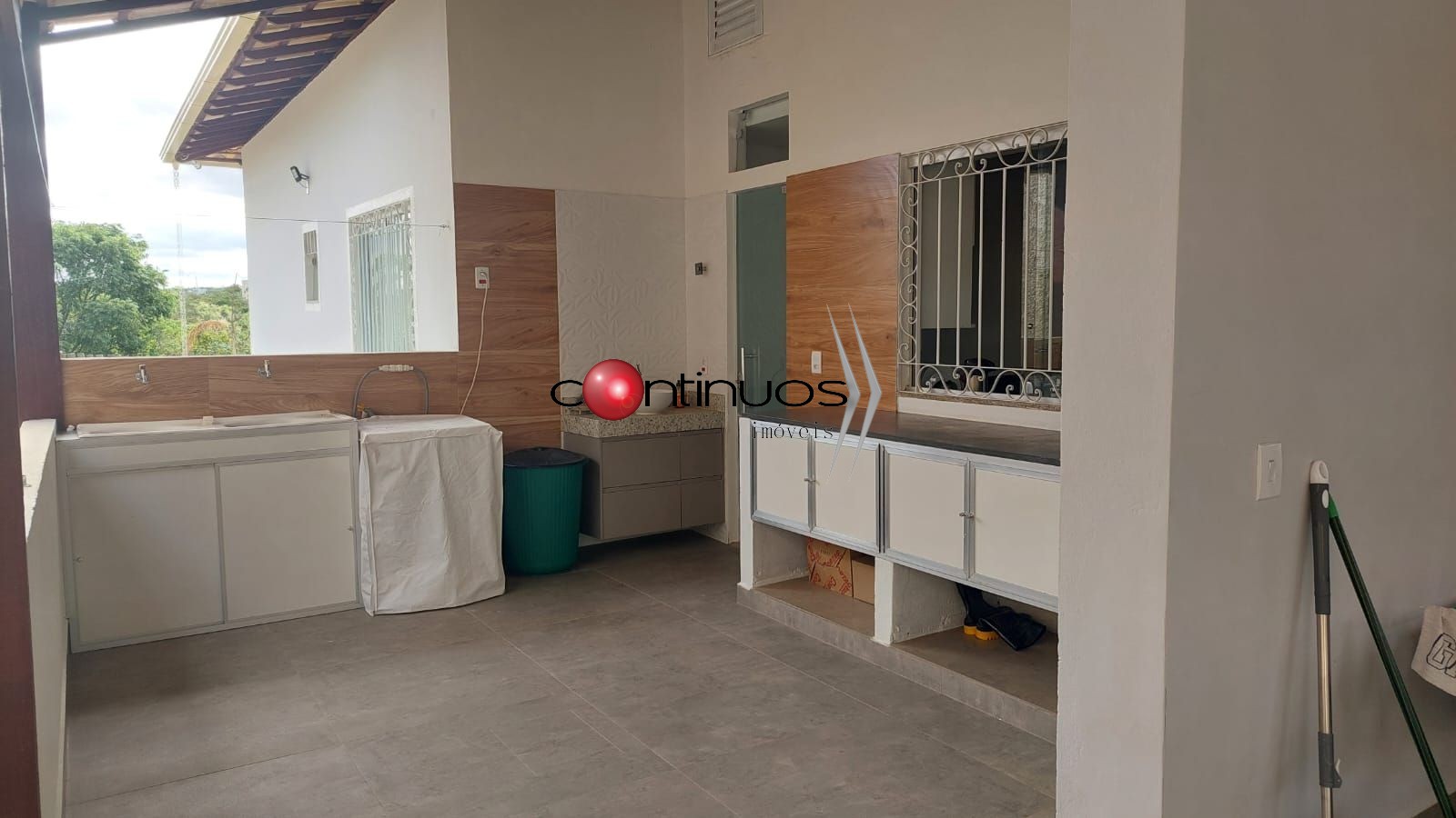 Casa à venda com 2 quartos, 240m² - Foto 15