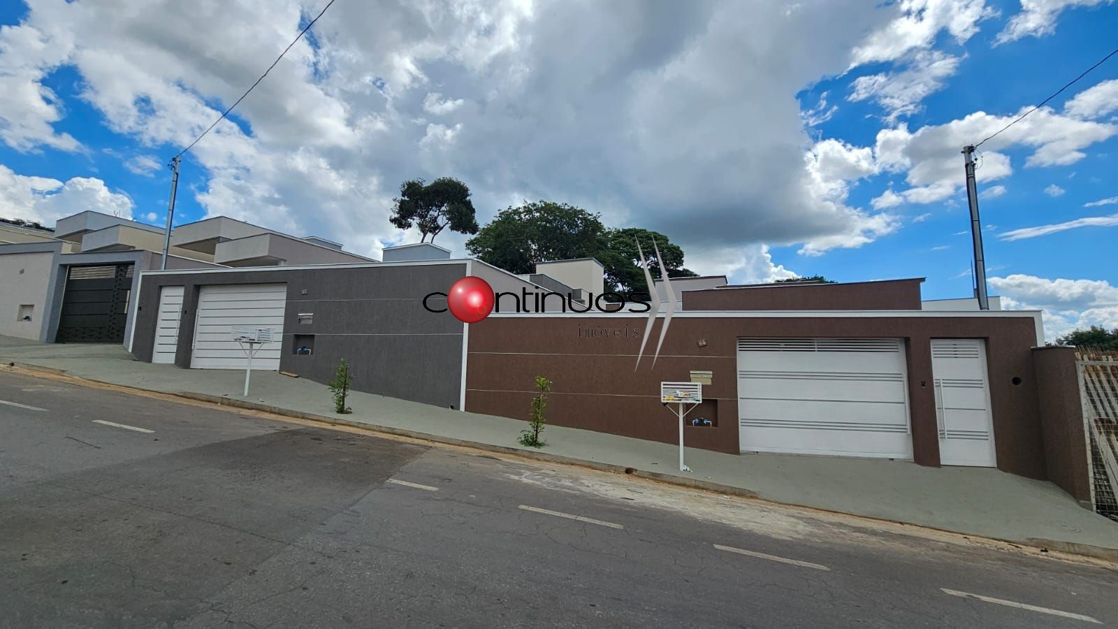 Casa, 4 quartos, 133 m² - Foto 1