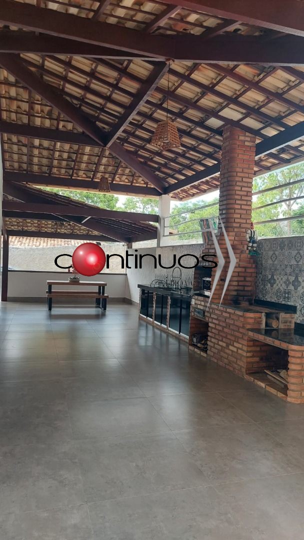 Casa à venda com 2 quartos, 240m² - Foto 13