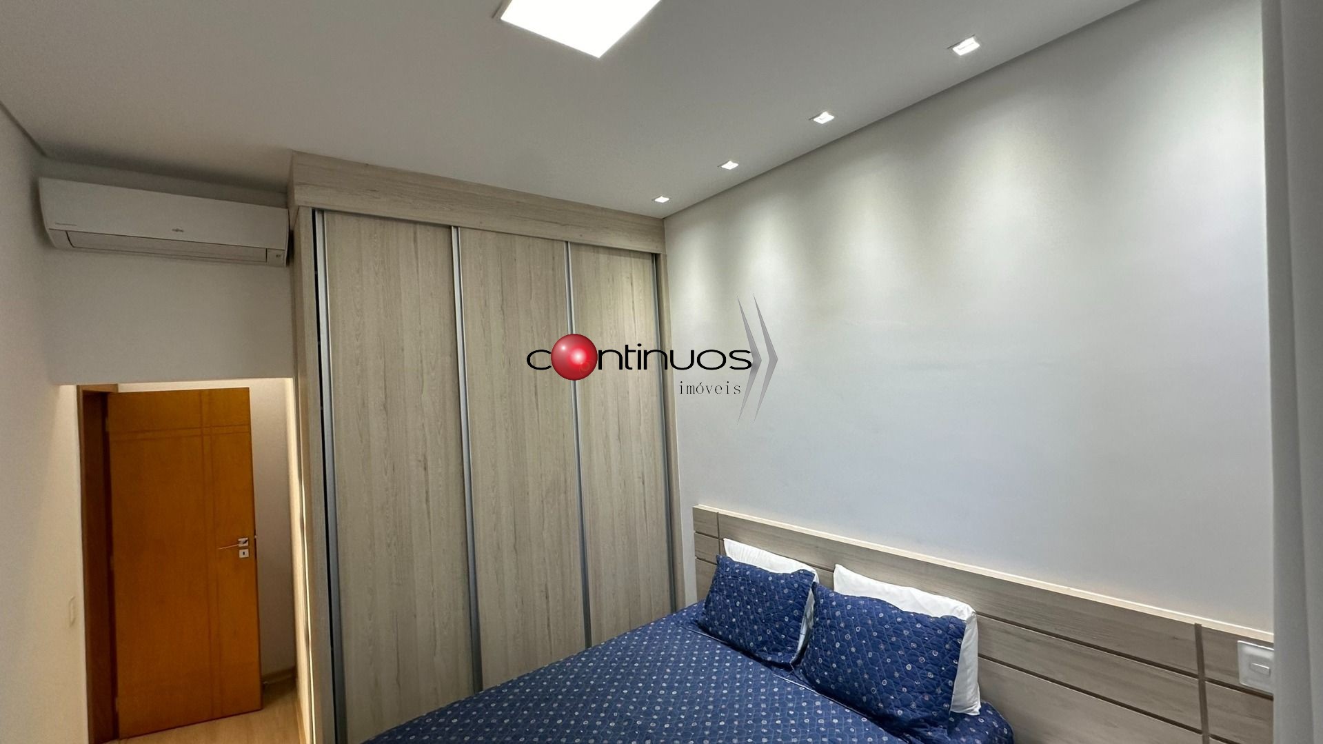 Casa de Condomínio à venda com 4 quartos, 375m² - Foto 15