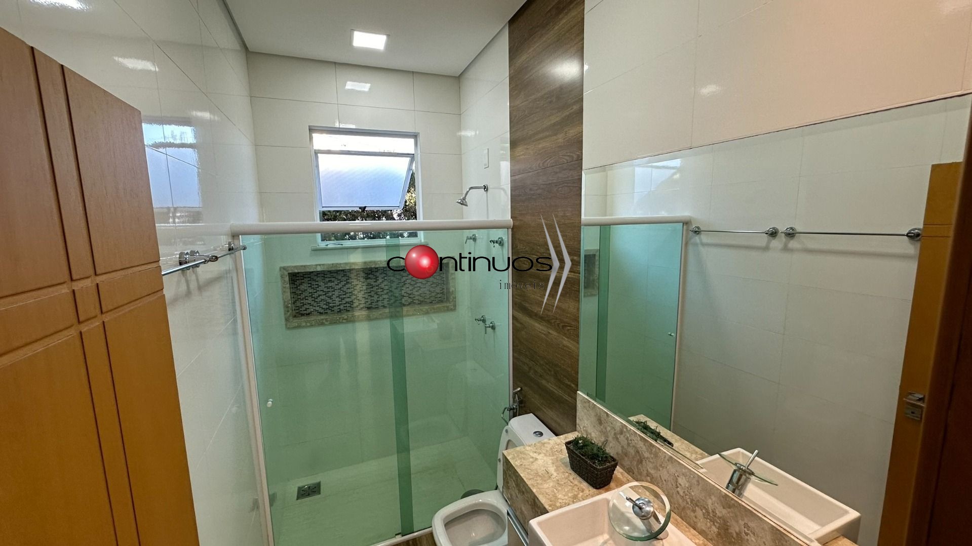 Casa de Condomínio à venda com 4 quartos, 375m² - Foto 26