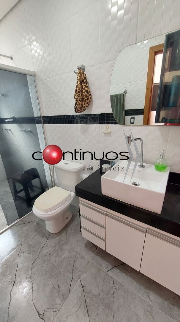 Casa, 3 quartos, 232 m² - Foto 11