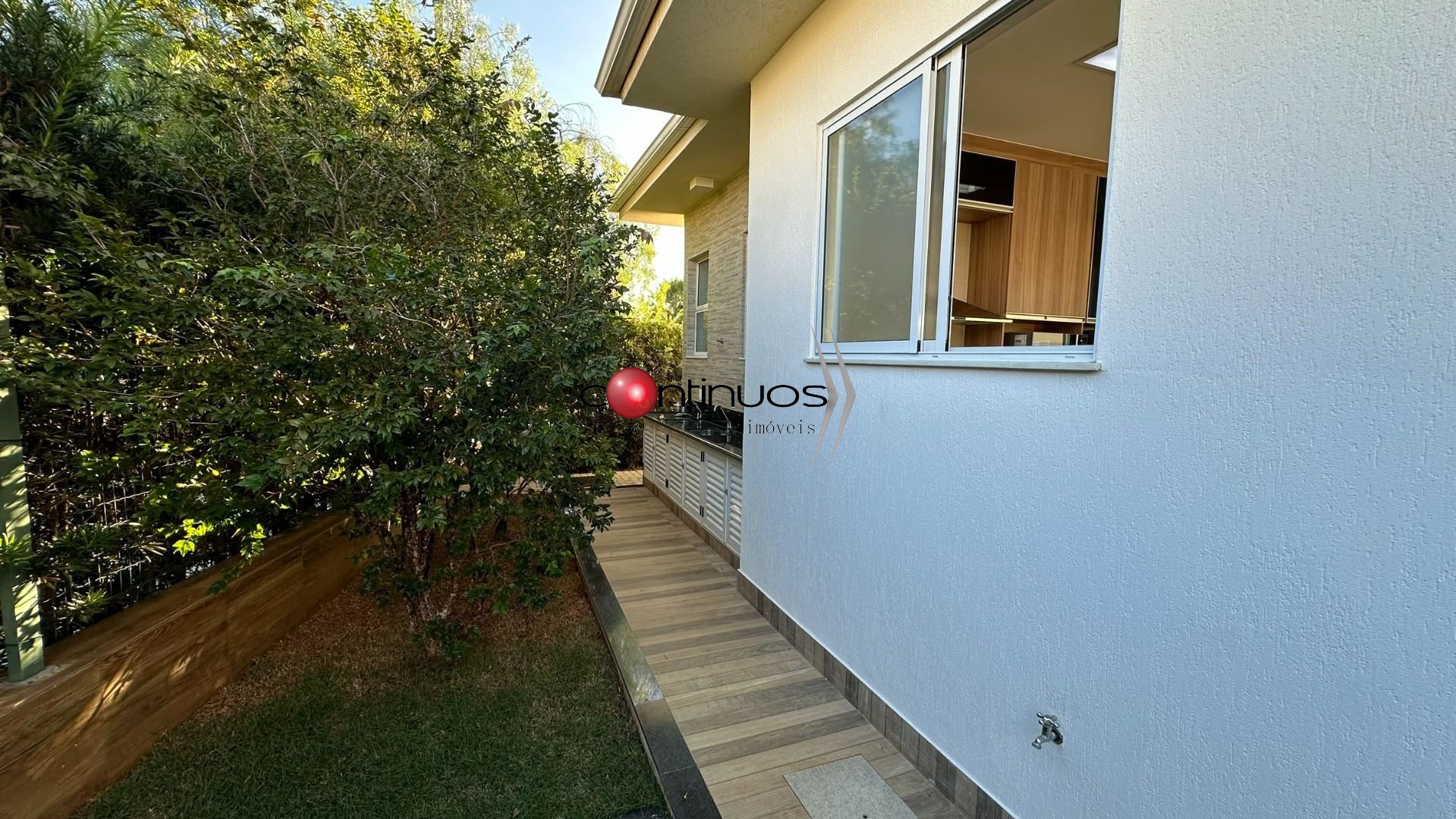 Casa de Condomínio à venda com 4 quartos, 375m² - Foto 44