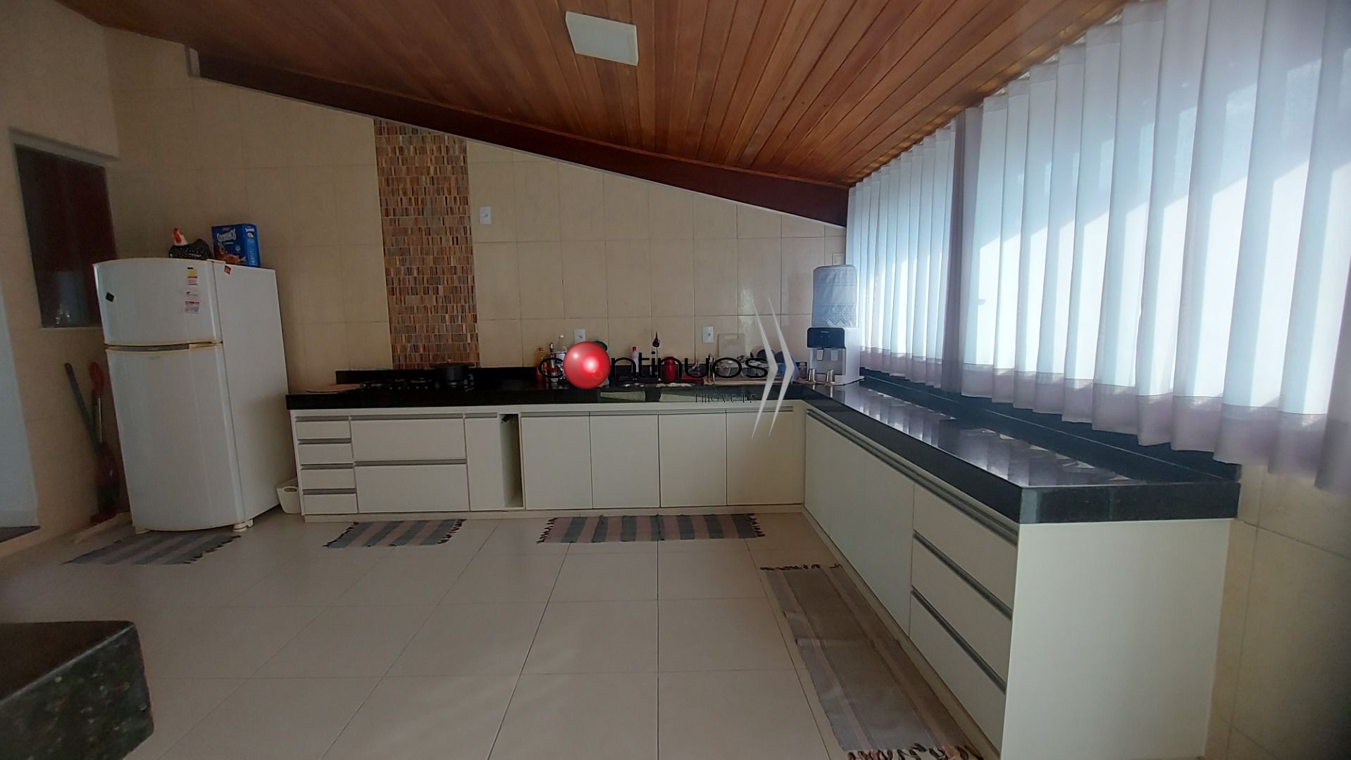 Casa, 3 quartos, 250 m² - Foto 6