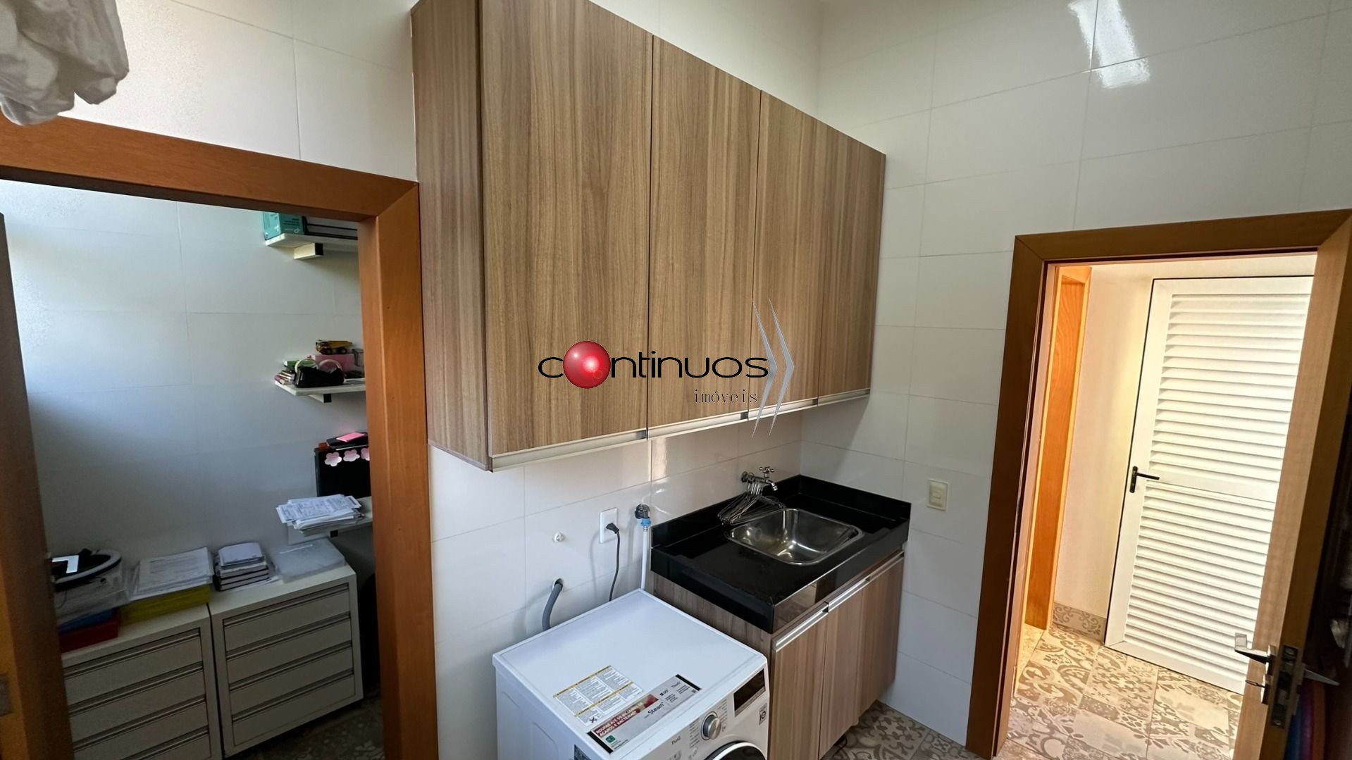 Casa de Condomínio à venda com 4 quartos, 375m² - Foto 32