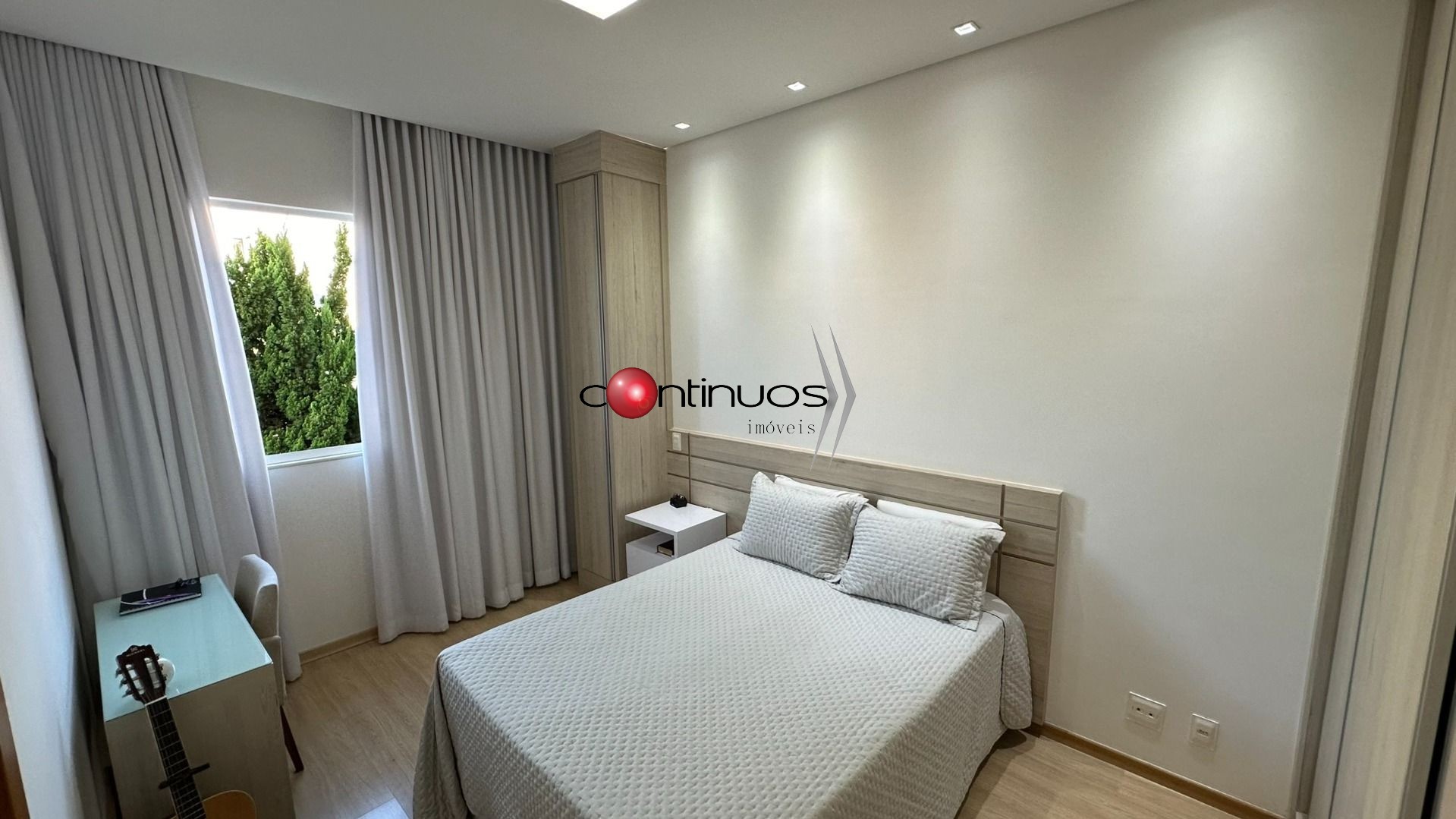 Casa de Condomínio à venda com 4 quartos, 375m² - Foto 17
