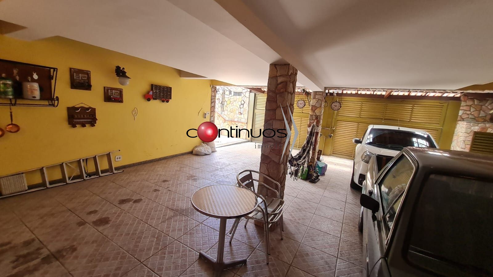 Casa à venda com 4 quartos, 250m² - Foto 42