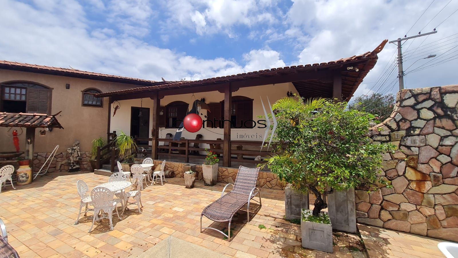 Casa à venda com 4 quartos, 250m² - Foto 7