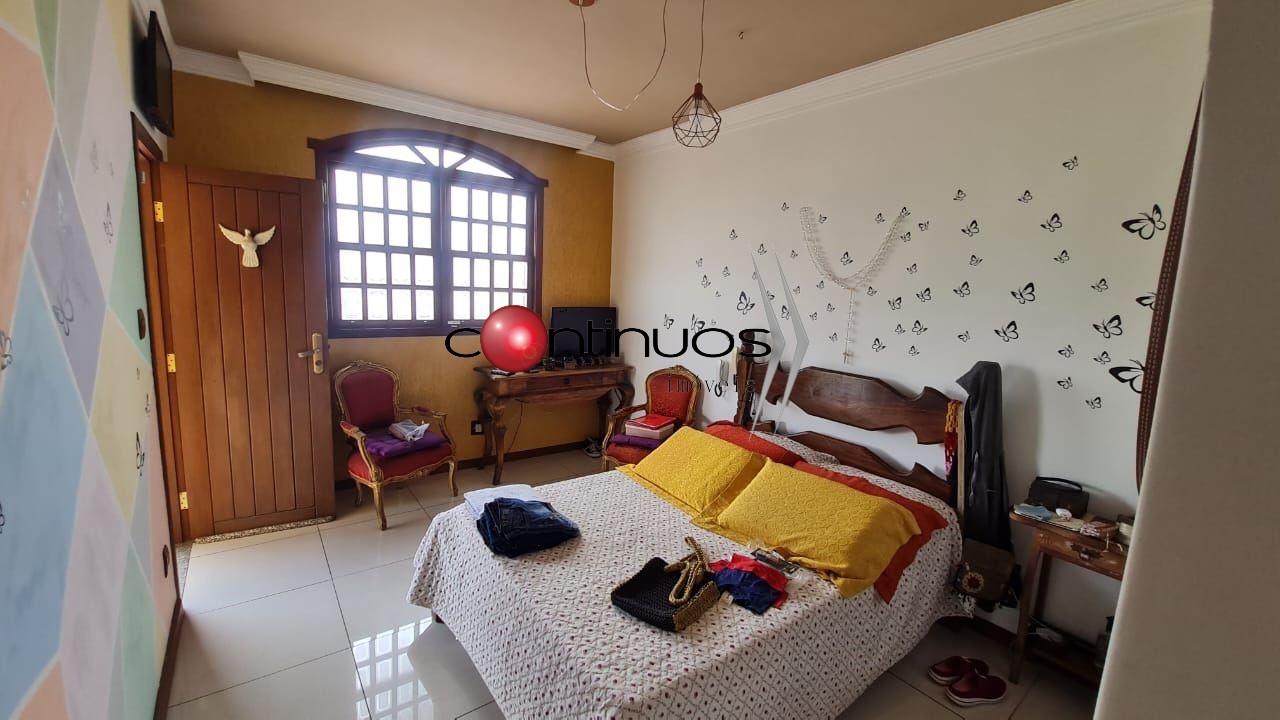 Casa à venda com 4 quartos, 250m² - Foto 30