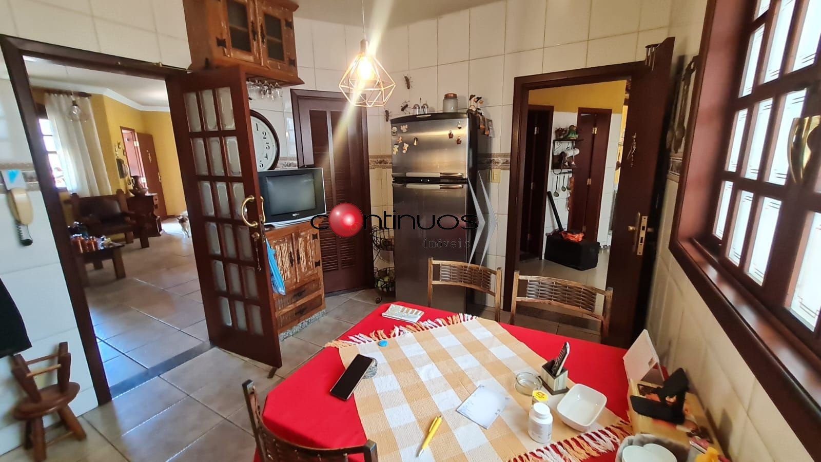 Casa à venda com 4 quartos, 250m² - Foto 16