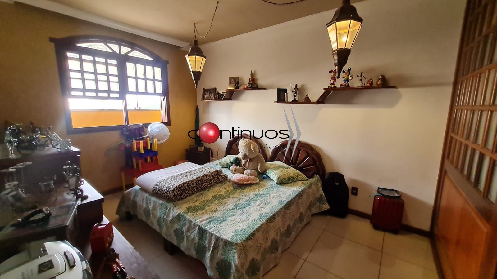 Casa à venda com 4 quartos, 250m² - Foto 26