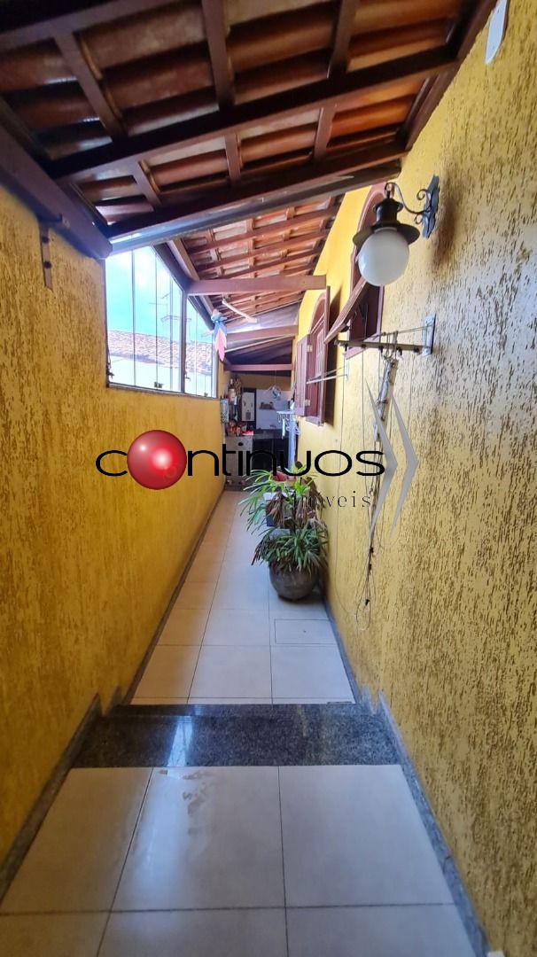 Casa à venda com 4 quartos, 250m² - Foto 36