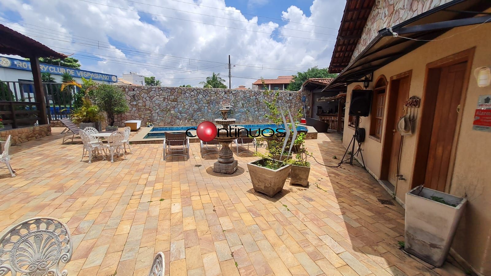 Casa à venda com 4 quartos, 250m² - Foto 5