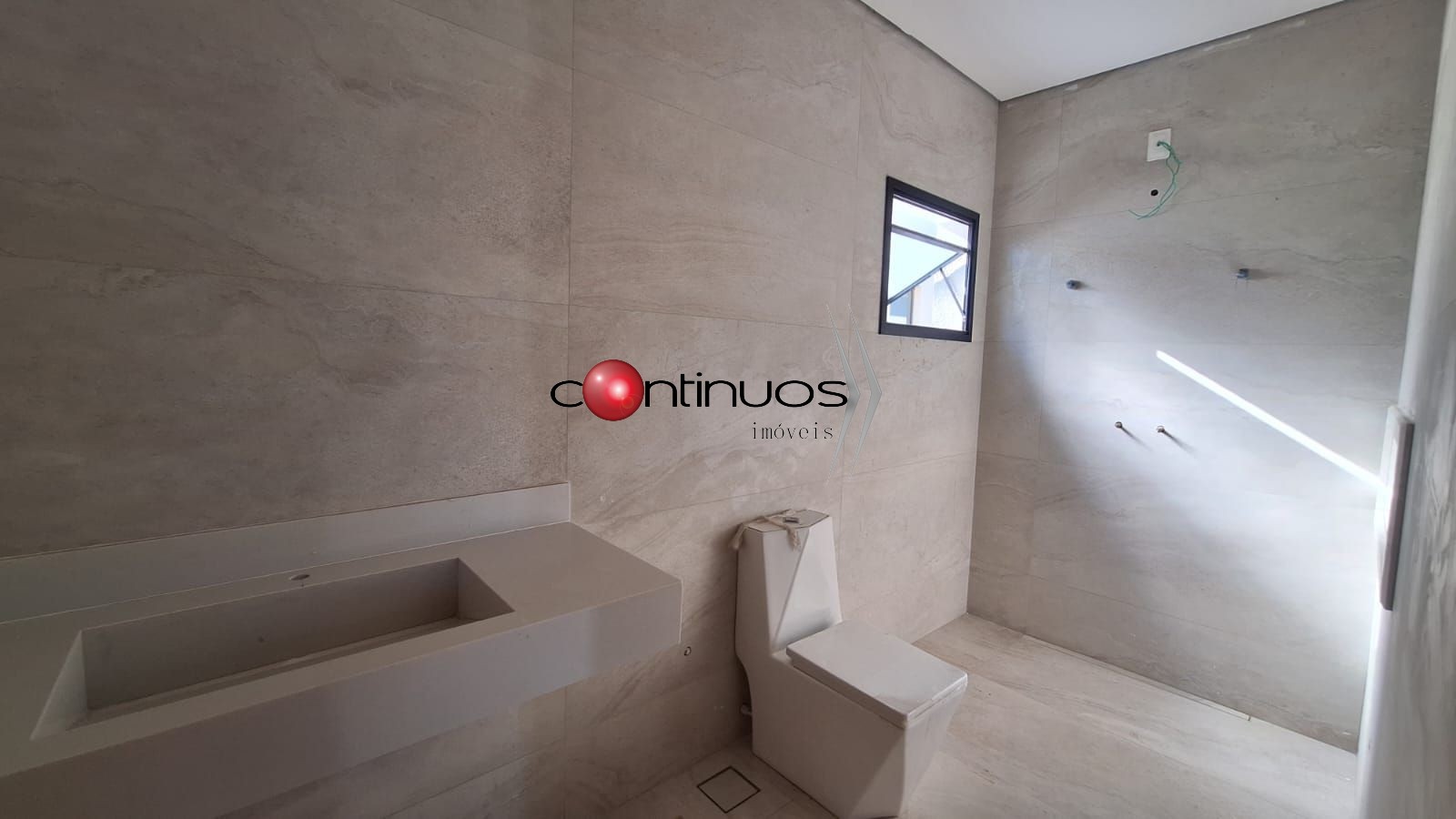 Casa de Condomínio à venda com 4 quartos, 310m² - Foto 16