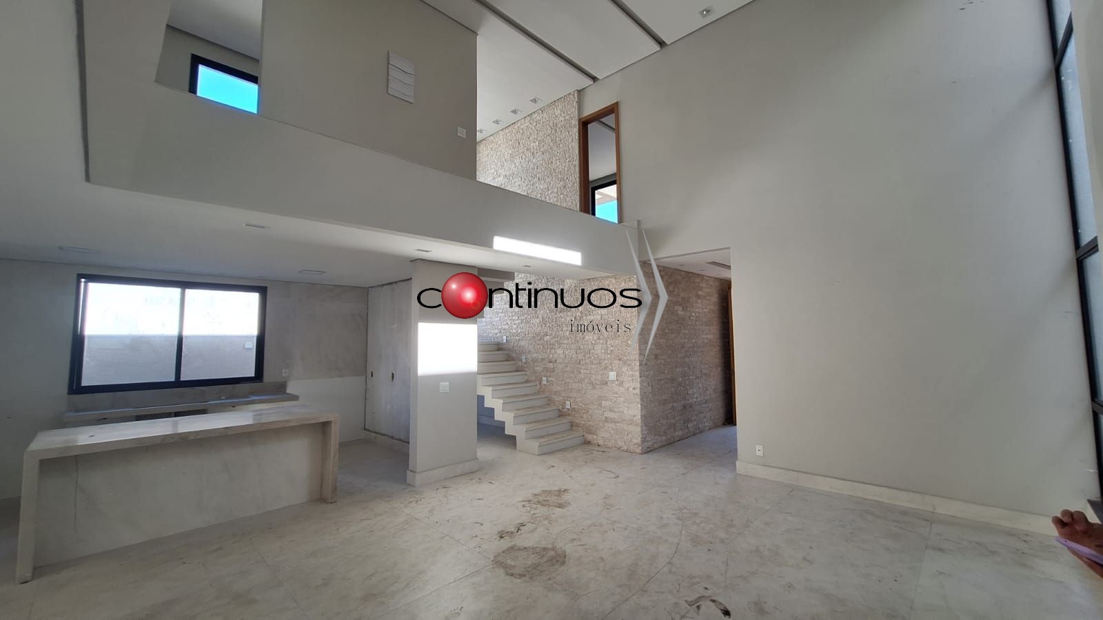 Casa de Condomínio à venda com 4 quartos, 310m² - Foto 5