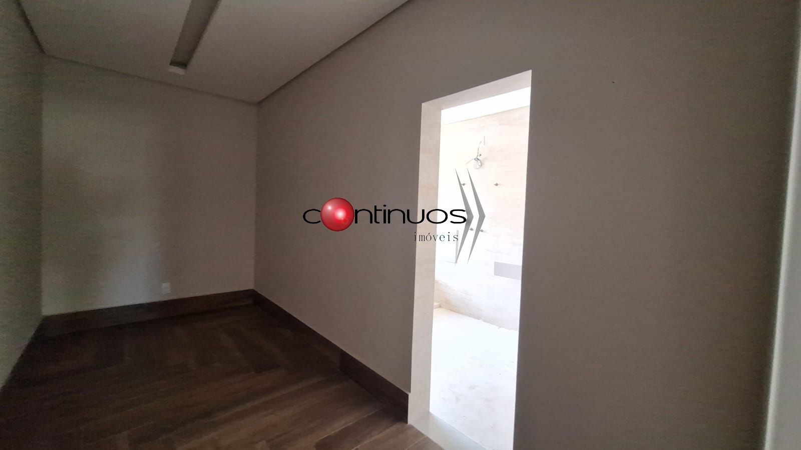 Casa de Condomínio à venda com 4 quartos, 310m² - Foto 10