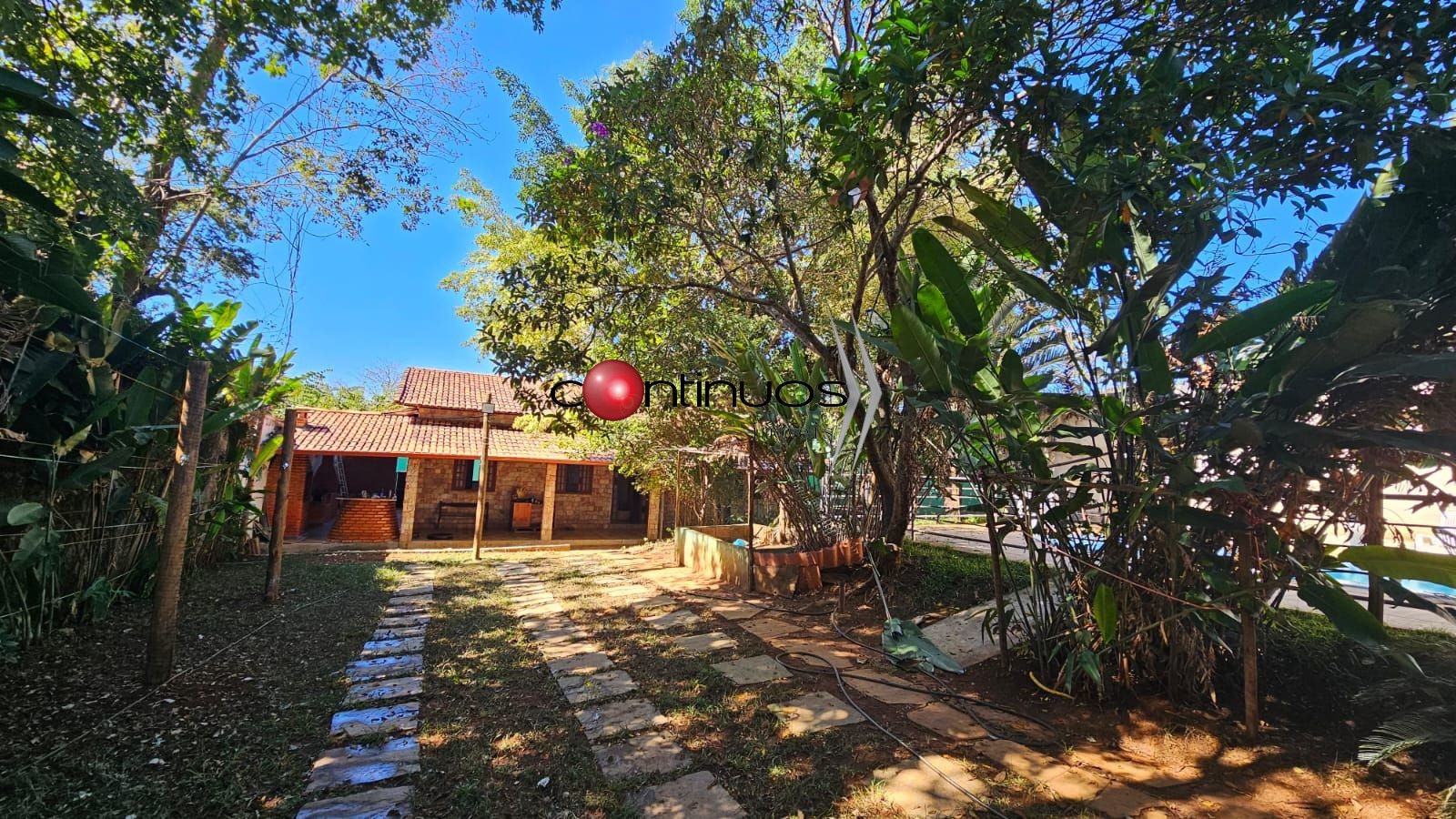 Casa, 3 quartos, 227 m² - Foto 1