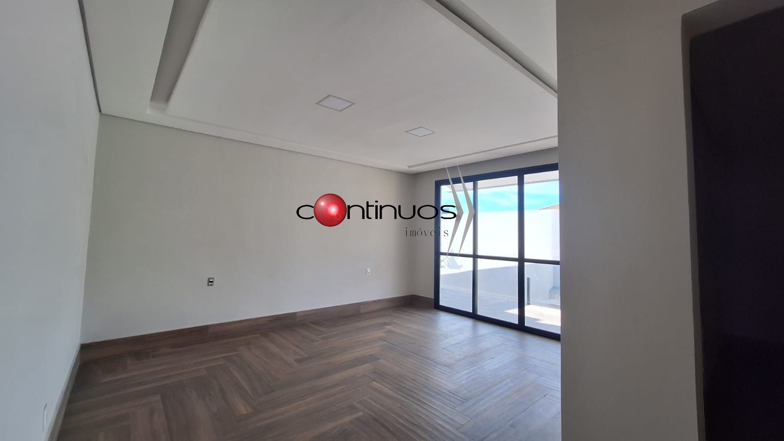 Casa de Condomínio à venda com 4 quartos, 310m² - Foto 6