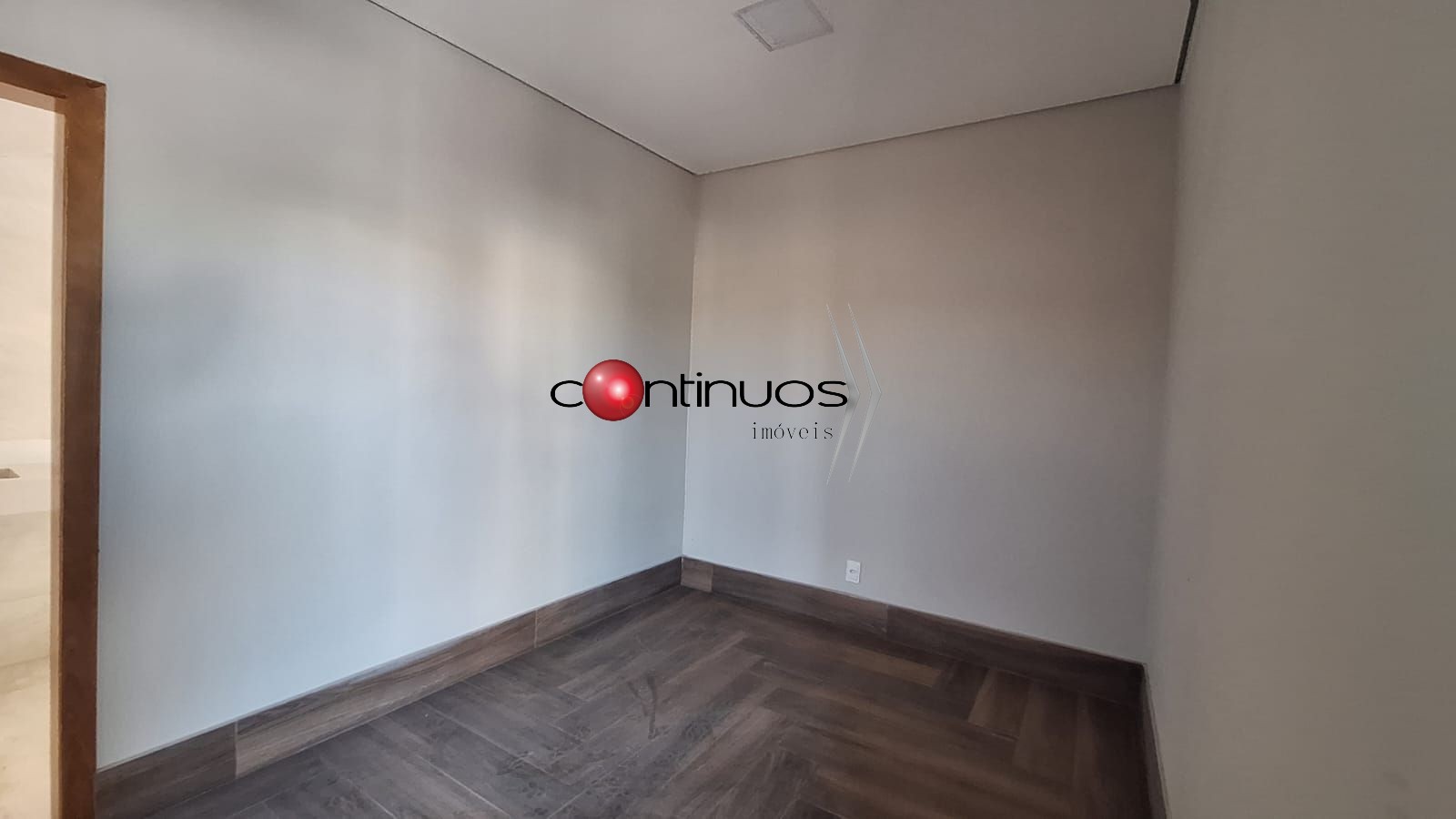 Casa de Condomínio à venda com 4 quartos, 310m² - Foto 11