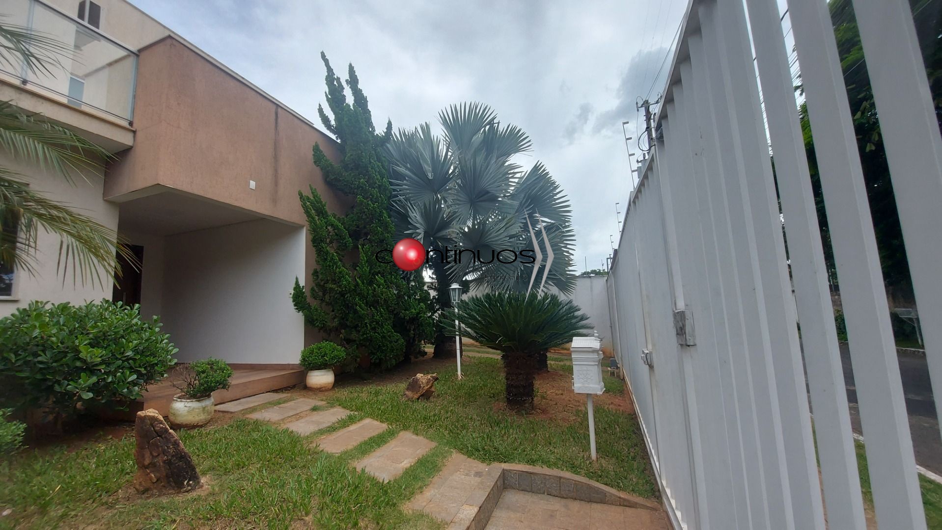 Casa, 4 quartos, 326 m² - Foto 2