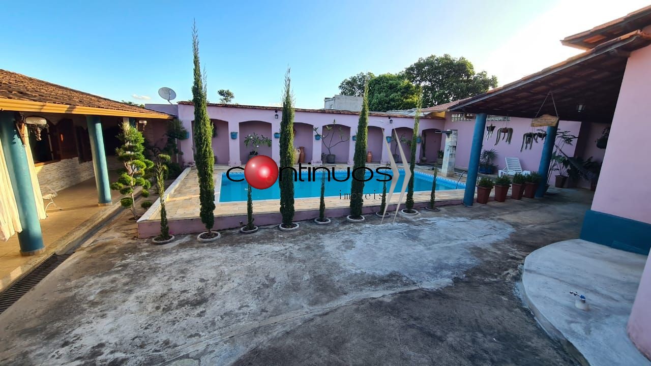 Casa, 5 quartos, 316 m² - Foto 3