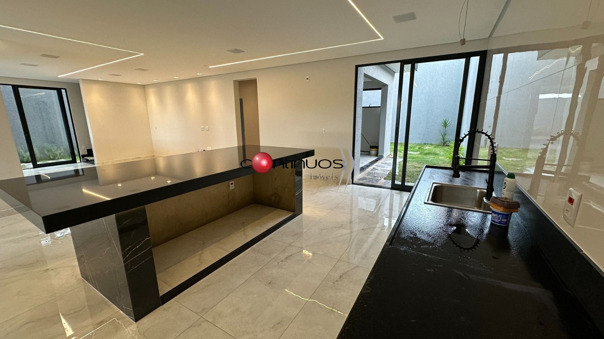 Casa, 4 quartos, 273 m² - Foto 14