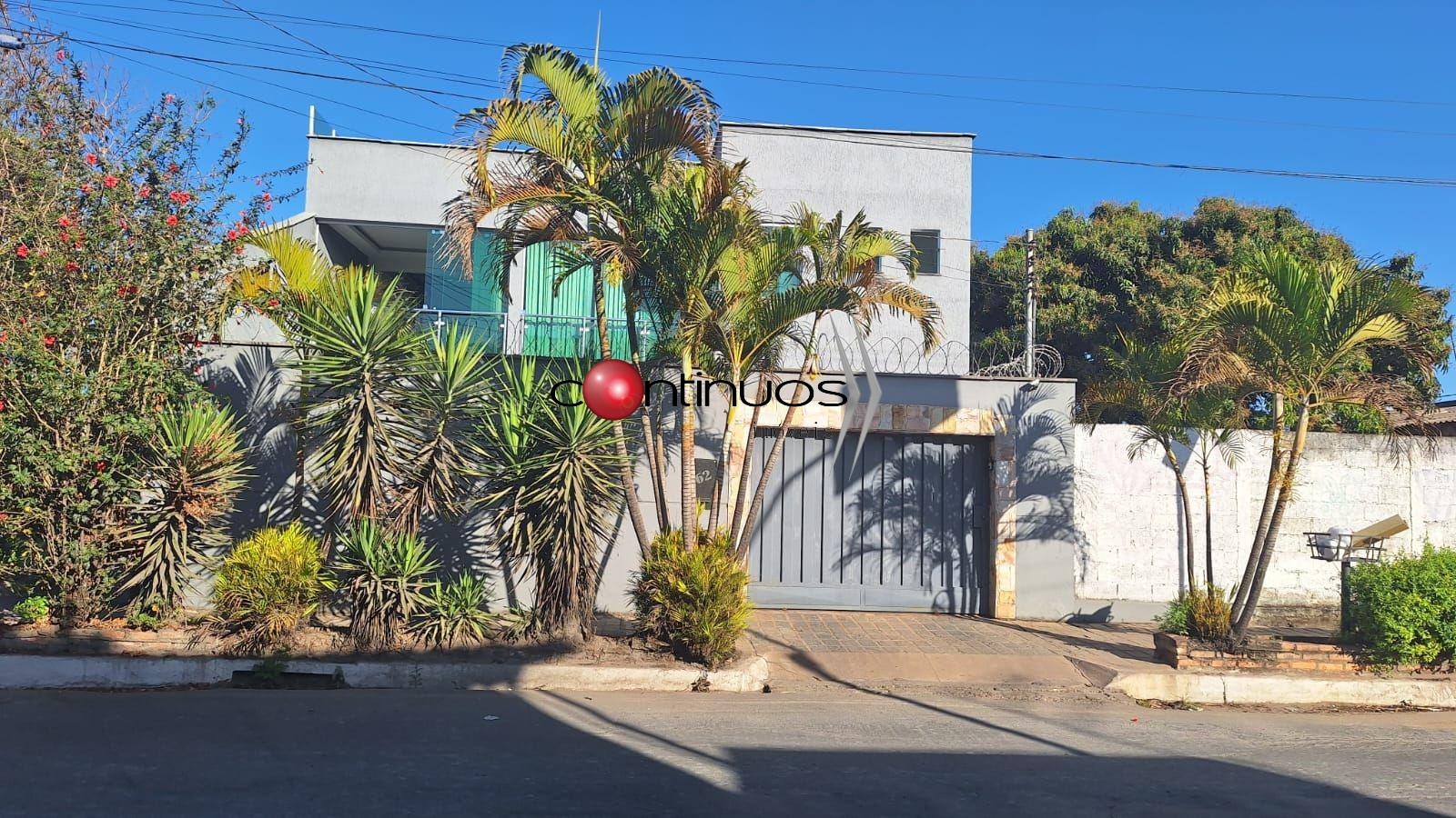 Casa, 6 quartos, 300 m² - Foto 1