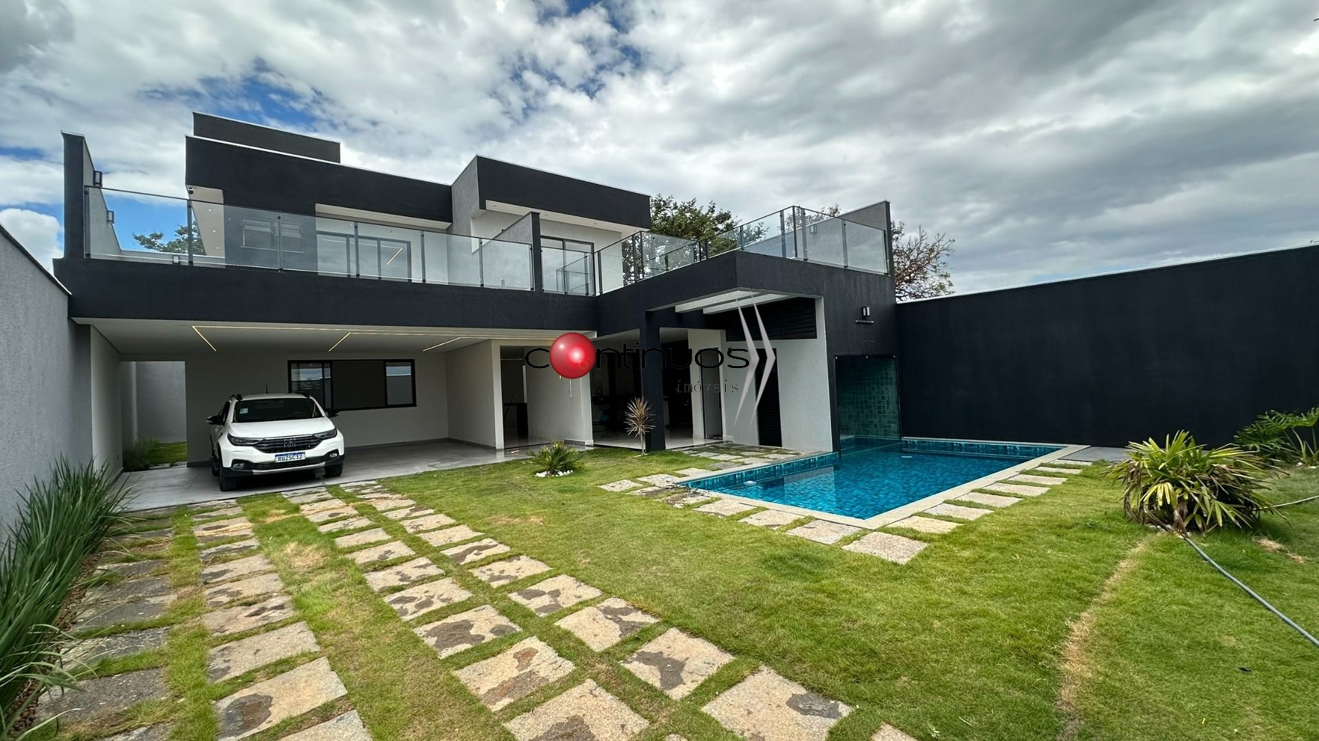 Casa, 4 quartos, 273 m² - Foto 2