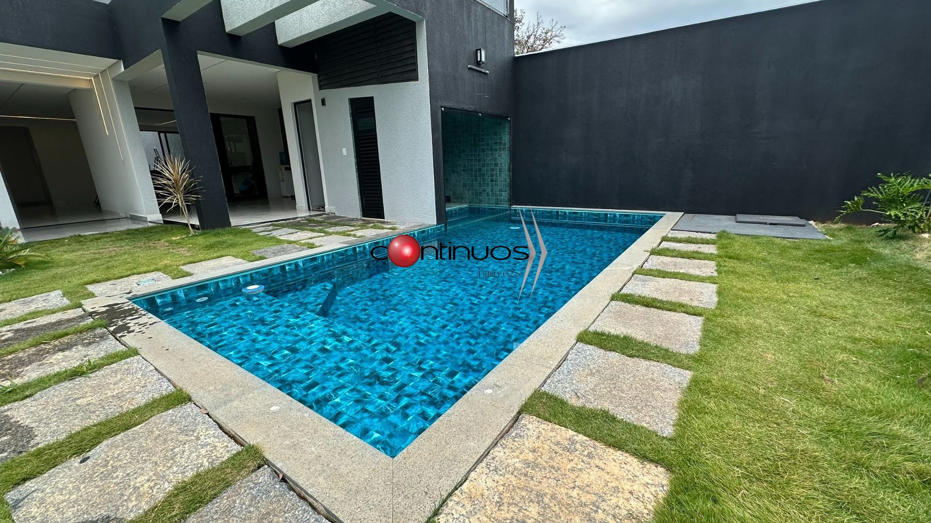 Casa, 4 quartos, 273 m² - Foto 4