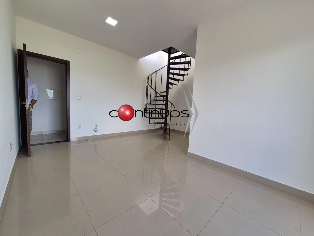 Cobertura, 3 quartos, 173 m² - Foto 2
