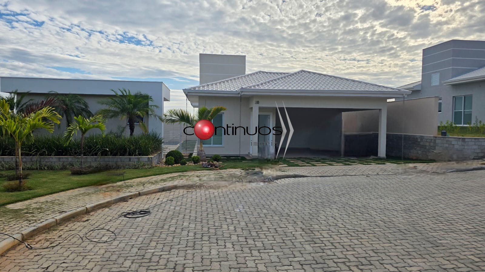 Casa de Condomínio à venda com 3 quartos - Foto 1