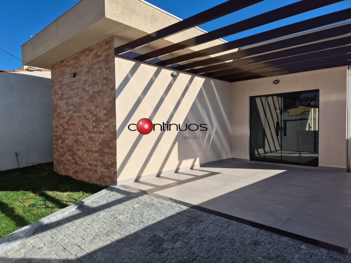 Casa, 3 quartos, 103 m² - Foto 1