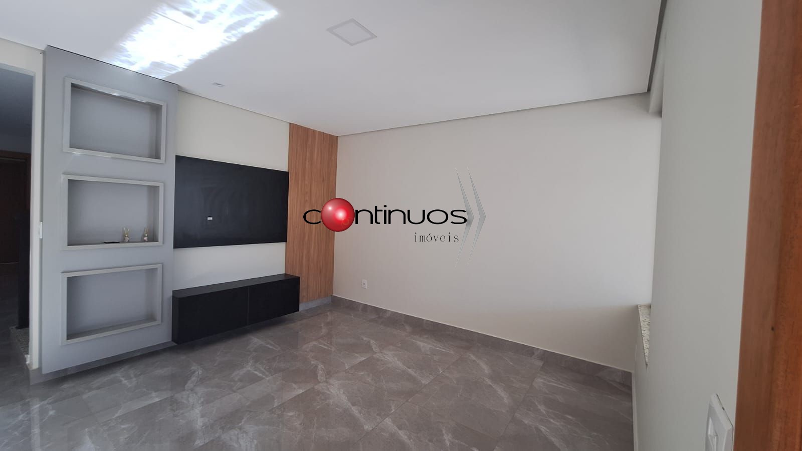 Casa, 3 quartos, 202 m² - Foto 3