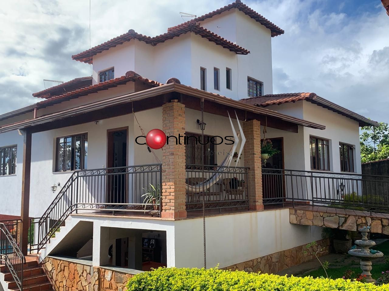 Casa, 5 quartos, 398 m² - Foto 1