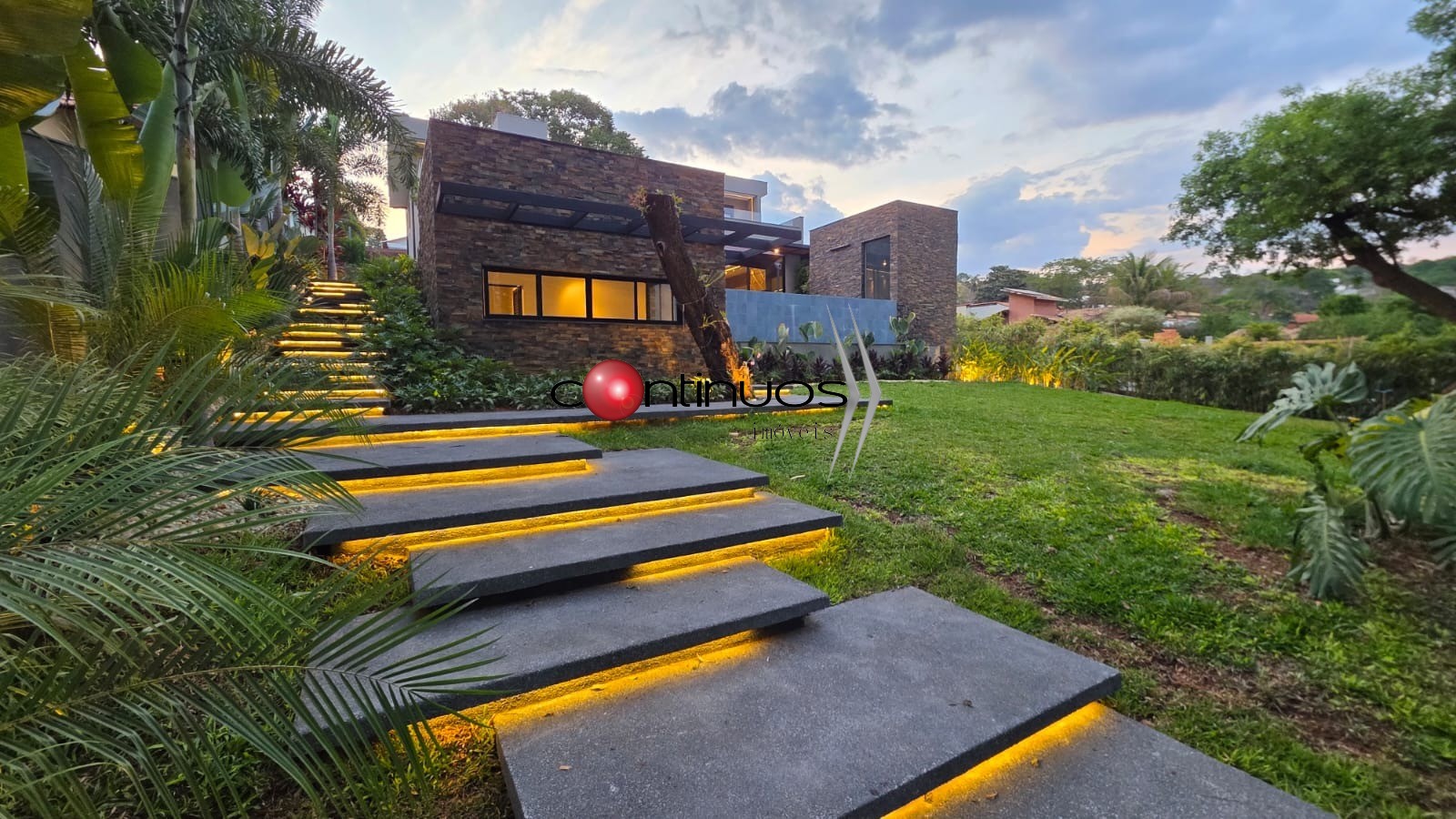 Casa de Condomínio, 5 quartos - Foto 1