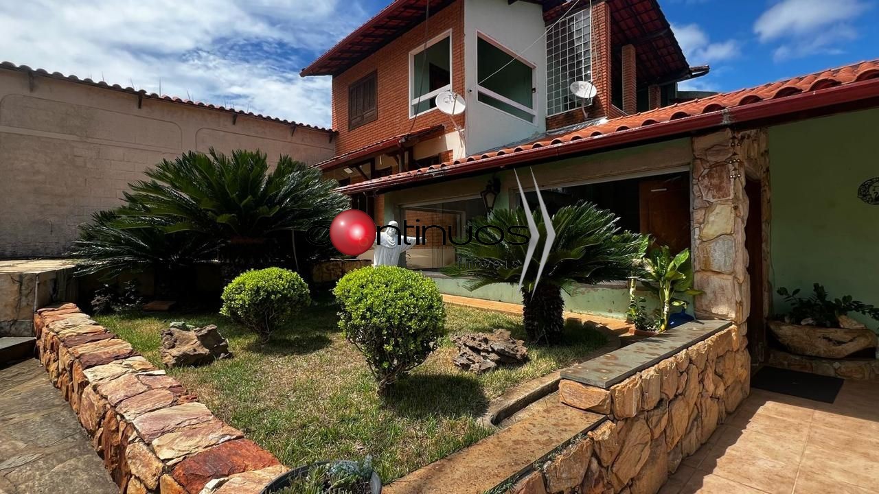 Casa, 6 quartos, 380 m² - Foto 1