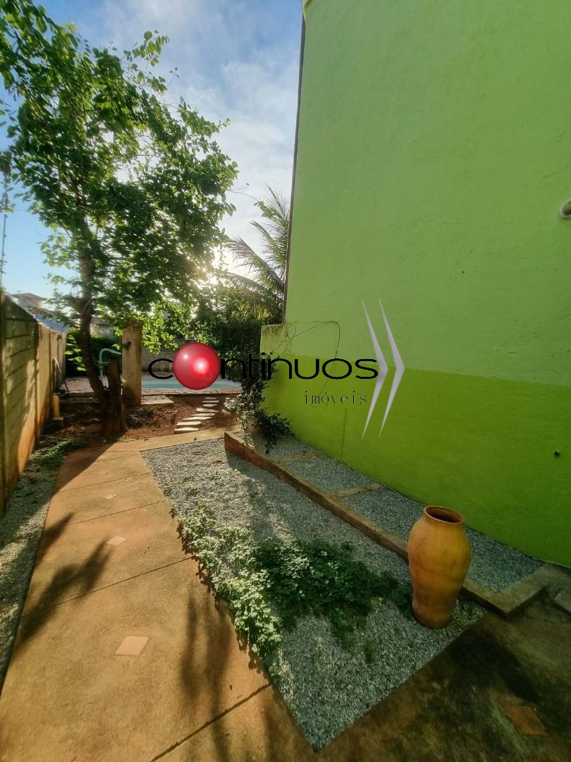 Casa, 4 quartos, 260 m² - Foto 23