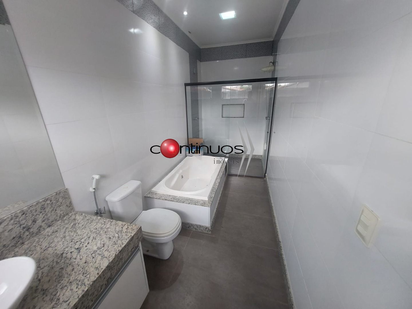 Casa, 4 quartos, 338 m² - Foto 5