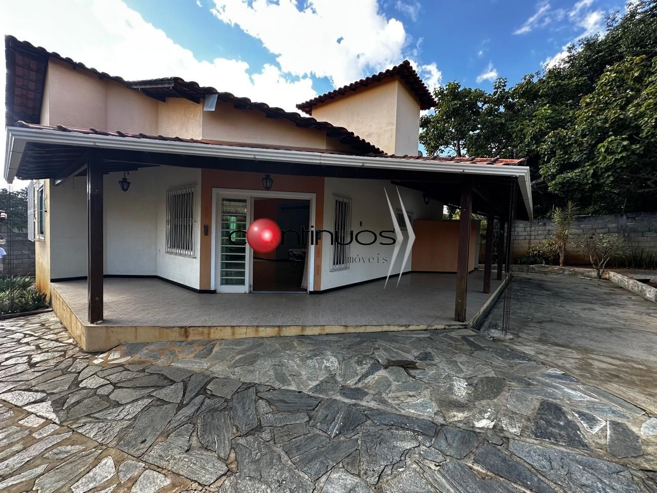 Casa, 2 quartos, 202 m² - Foto 1
